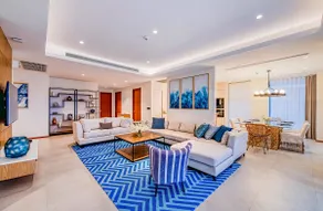 Beachfront & Sea View Penthouse - Image 2