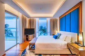 Beachfront & Sea View Penthouse - Image 5