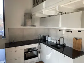Newly-renovated beachfront with amazing views - Image 3