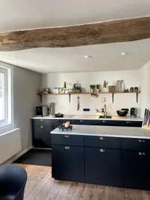 Rosehill Cottage 1699 | Hideaway, mountains & lake - Image 3