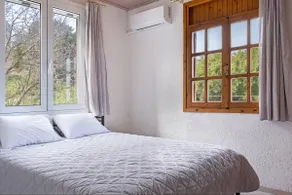 Salty Pebble House - Image 5