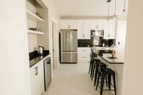 Historic Hogle House Apartment - Image 2