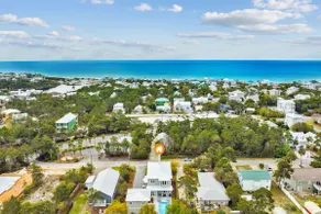 Malibu Chic beach home w/private pool. 7 min walk to the Beach! - Image 2