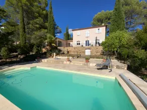 Studio in wooded estate - heated pool and AC - Image 3