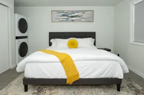 FIFA Stay - Private Suite with AC, WiFi & Parking - Image 4