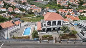 Sea and Sun 4 You - Villa Oliveira - Image 2