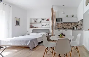 Sweet Home - Image 4