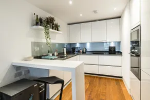 Apartment for 4 in the Heart of Shoreditch - Image 4