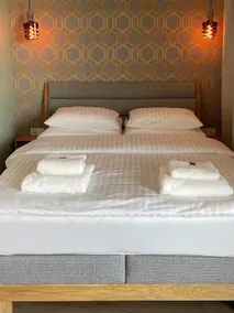 'Queen Size Bed' in the center of Łódź + Parking Free! - Image 3