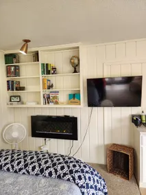 Charming West Studio in Lovely Estate Property - Image 5