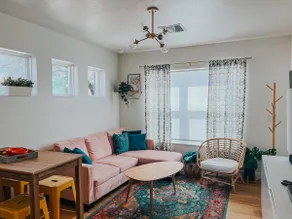 City Guesthouse in beautiful Historic Downtown Sanford - Image 2