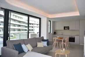 Luxury complex beachfront apartment, infinity pool, sauna, gym and large terrace - Image 2