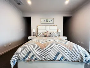 7 bedrooms double storey Home - Image 2