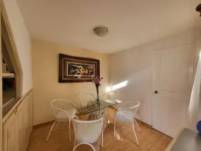 Comfortable house in a residential area - Image 2