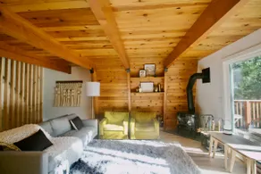 Modern & Cozy, Family-Friendly Cabin - Image 4