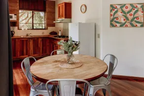Red Robin Spa Cottage @ Jalbrook - Image 4