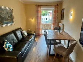 Family friendly apt. with 2 bedrooms near the lake - Image 4