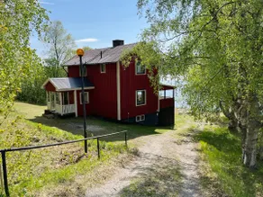 Amazing villa with lake property in the High Coast - Image 2