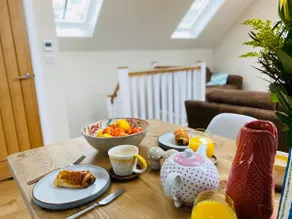 Vindelis Cottage Chesil Beach - Image 5