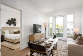 Mint House by Kasa | Caltrain-Facing 1BR Apt - Image 2