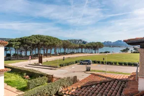 Breathtaking sea views, 20 meters from the beach - Image 2