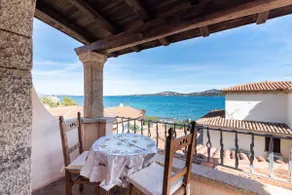 Breathtaking sea views, 20 meters from the beach - Image 4