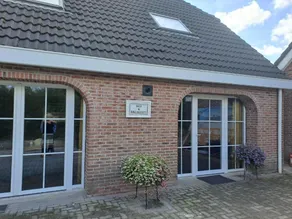 Cozy house with Space - Image 2