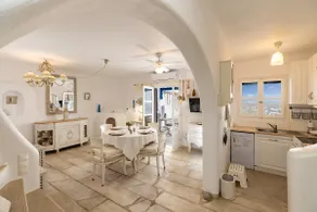 Mykonos Psarou Place with Private Jacuzzi - Image 4