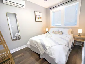 Chic Beach Hideaway Beach Block! - Image 3