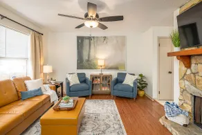 Southern Getaway near Downtown Savannah & Tybee - Image 5