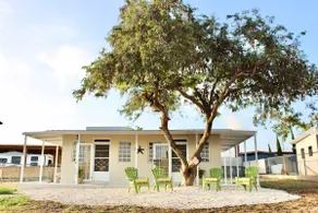 Full Private Near Beach Home with Pool in Combate - Image 2