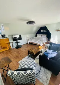 FROG Suite Apartment - Image 5