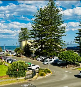 Eloura Gardens 100m to the Beach - Image 2