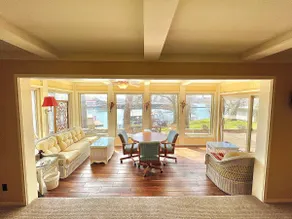 The Nautical Nook - lake front house on Duck Creek - Image 3