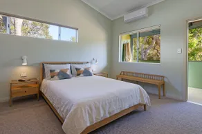 Bushy Beach House - Your Place to Stay - Image 2