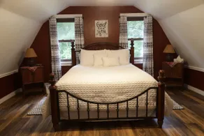 Edgewater Lodge - Image 5