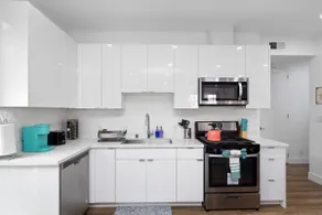 In vogue and Modern 4B2.5B Home - Image 5