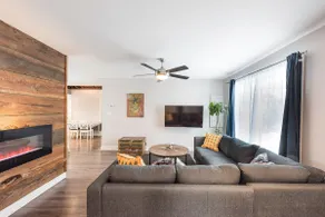 Spacious downtown character rancher - Image 4