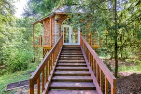 Oregon Treehouse Getaway! - Image 2