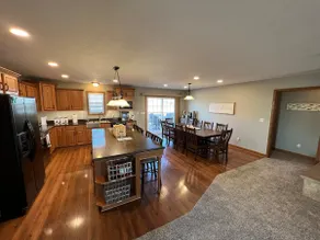 Country home with lake access and game room. - Image 3