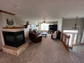 Country home with lake access and game room. - Image 4