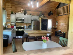 Brush Creek Hideaway - Image 5