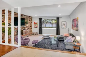 Large home|Sleeps many 4B/2B - Image 2