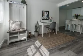 Gorgeous Coastal Getaway - Image 3
