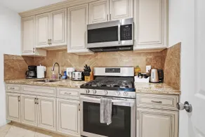 The Luxury ZenScape Retreat (Private Suite) - Image 5