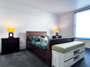 Pet Friendly Central Exeter 2 BR Flat w/ courtyard - Image 3