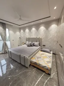 Exclusive & Private Penthouse with Terrace Garden - Image 4