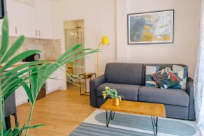 Peaceful two-room apartment with garden near Bordeaux - Image 2