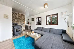 House Veronika by the pond - Image 3