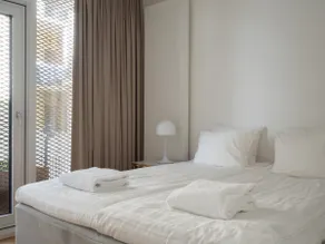 2-Bedroom Apt for 4, Perfect for Families - Image 2
